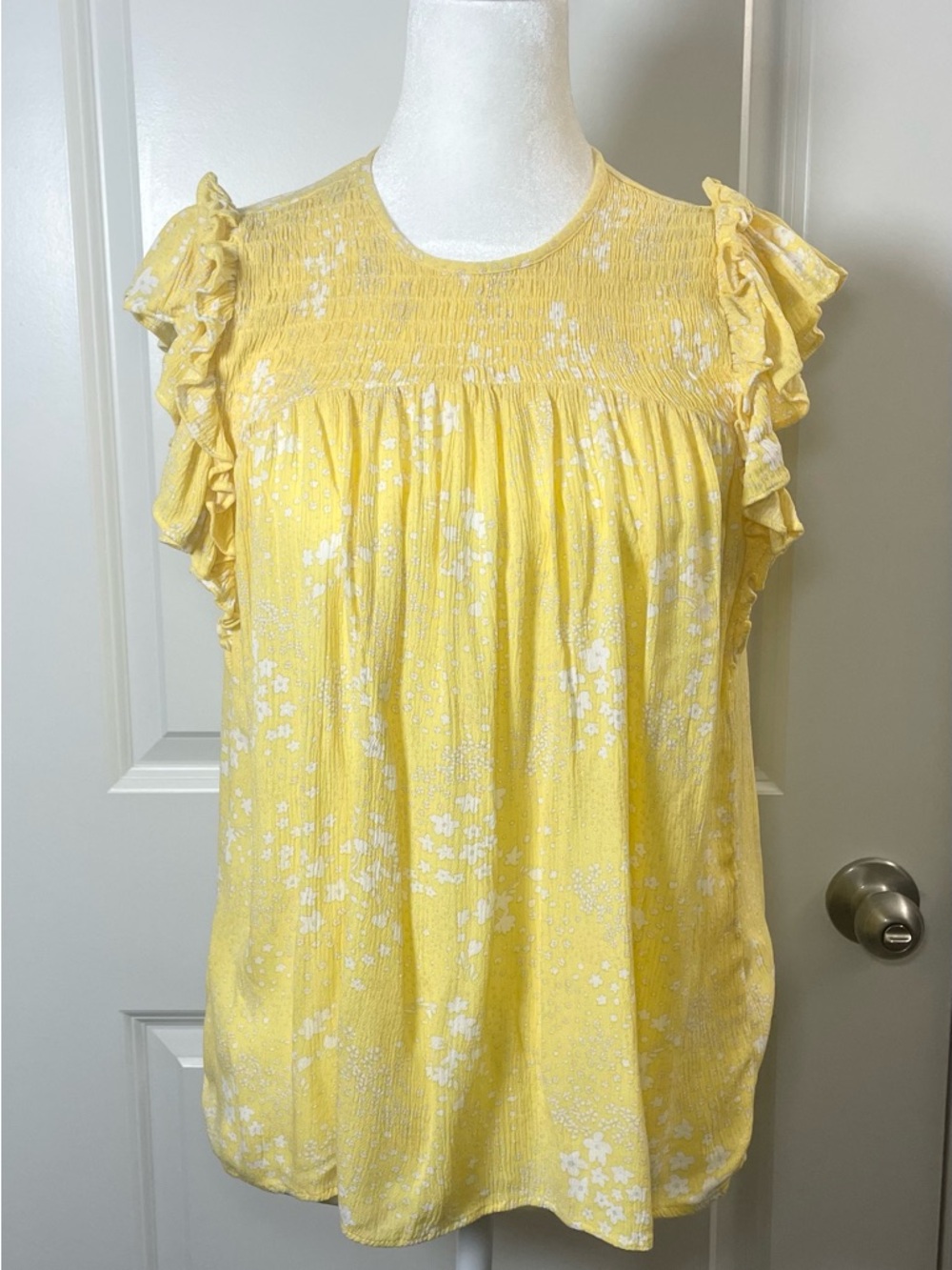 SCOOP Yellow Floral Smocked Blouse Ruffle Sleeves Lightweight Summer Top Size XS - Picture 4 of 12